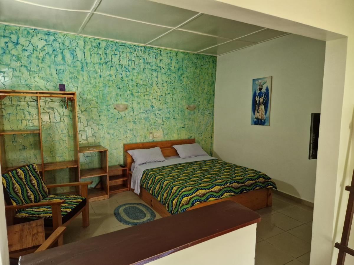 Hotel Robinson Plage โลเม ภายนอก รูปภาพ